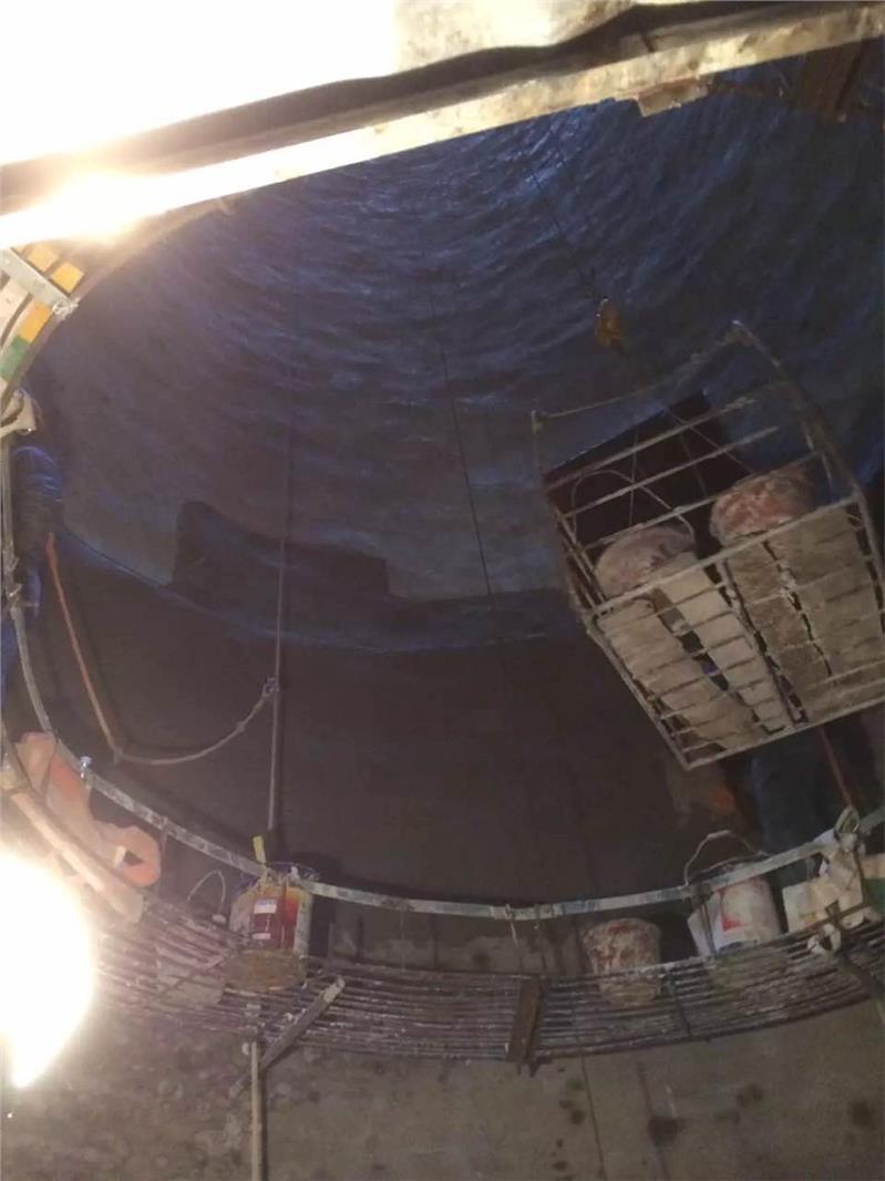 烟囱内壁亚洲精品麻豆18AV